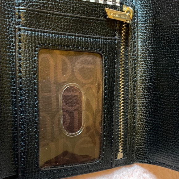 Henri Bendel Monochrome Striped Card Holder - Picture 12 of 13